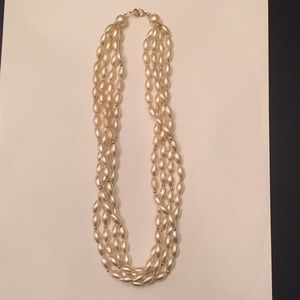 Vintage Costume “Pearl” Necklace